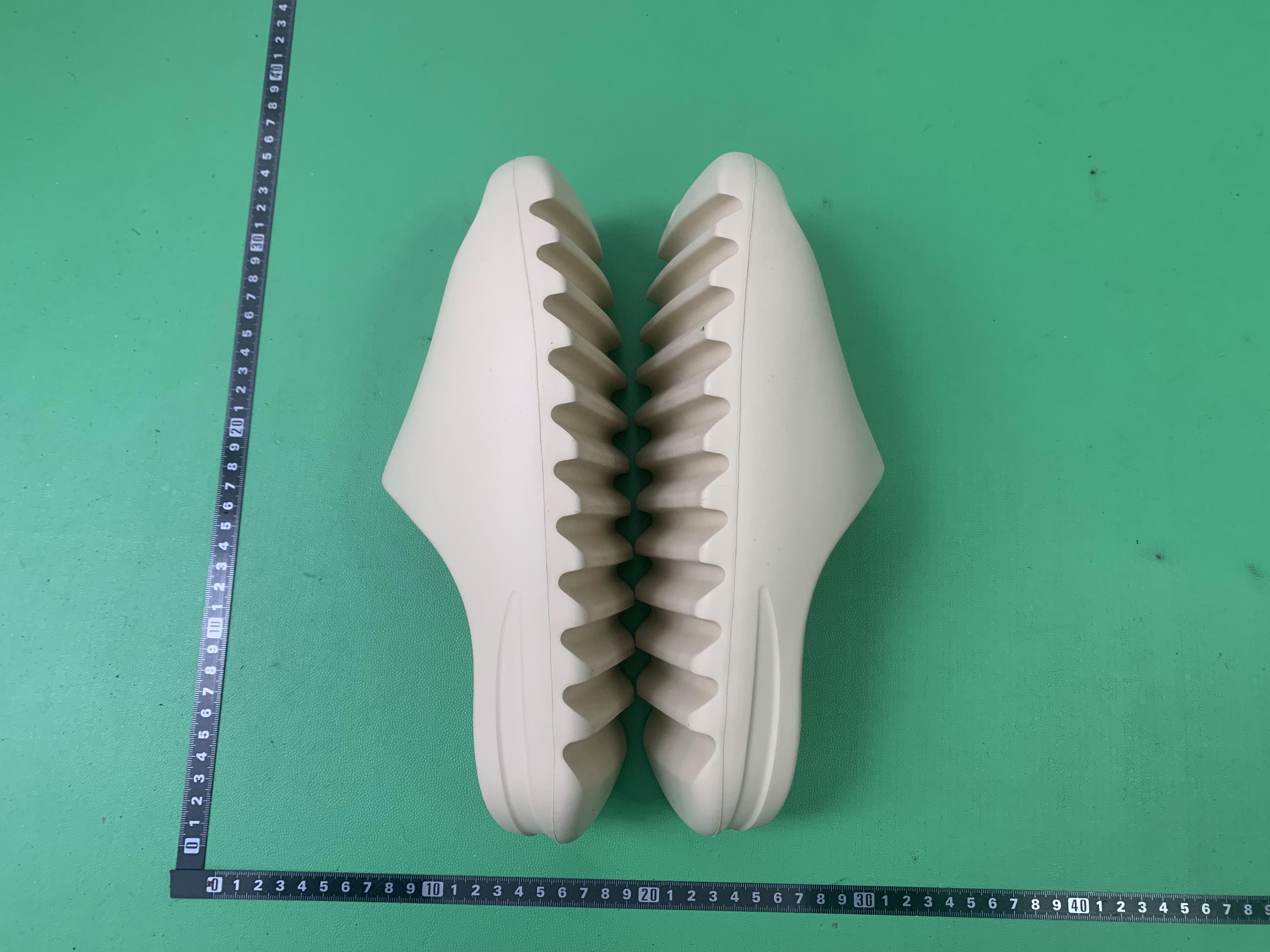  Yeezy SIide -10