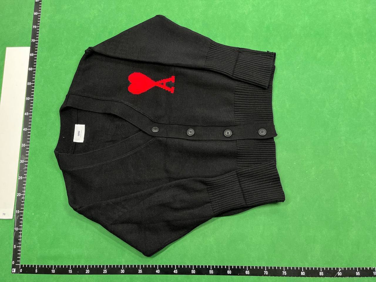  A M I    jumpers -2